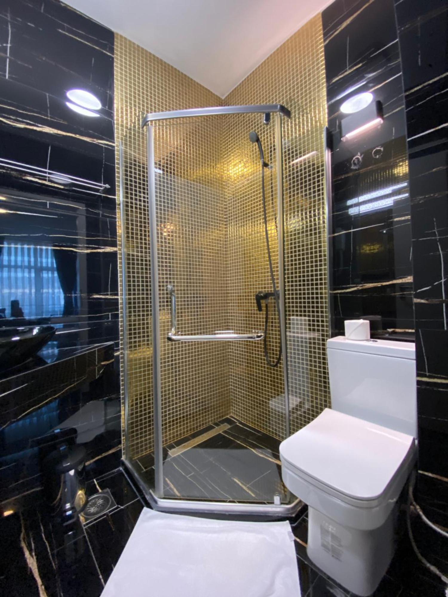 Hotel Pejton Приштина Екстер'єр фото