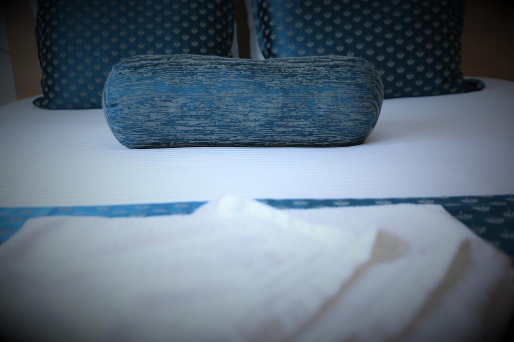 Hotel Pejton Приштина Екстер'єр фото